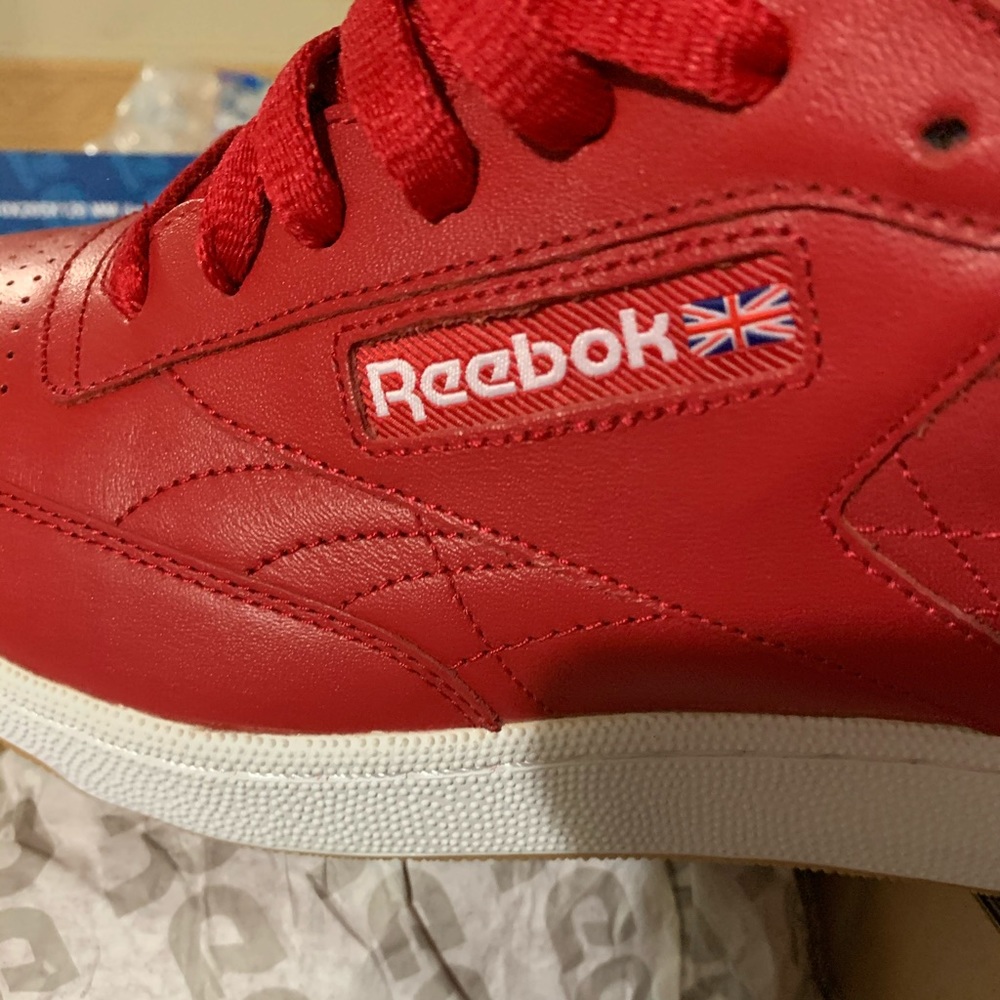 Men’s low cut Reebok classics - Picture 2 of 8
